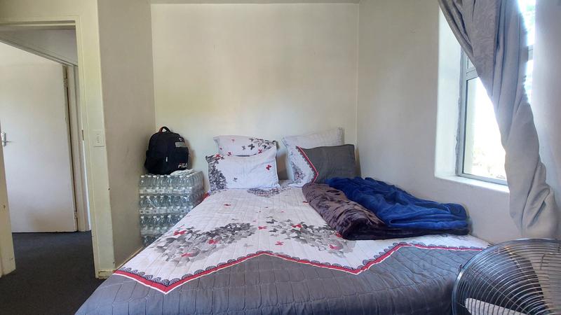 2 Bedroom Property for Sale in Oakglen Western Cape